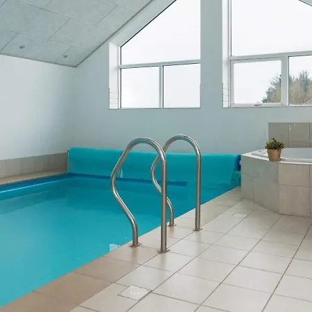 16 Person Holiday In R M بيت للعطل